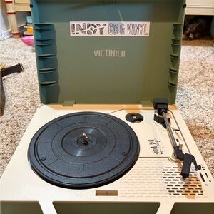 Urban Outfitters Victrola Green and Cream Record Player